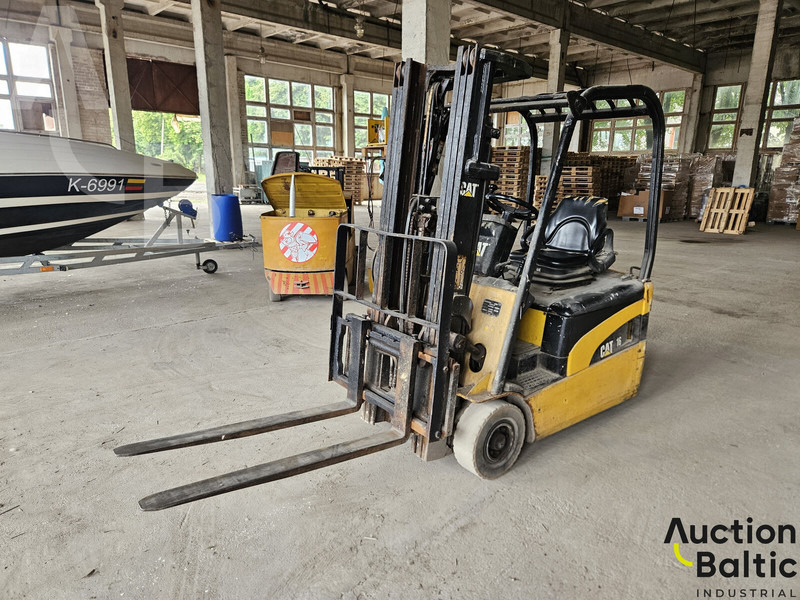 Caterpillar EP 16 NT - Електрокар: снимка 1 Caterpillar EP 16 NT - Електрокар: снимка 1