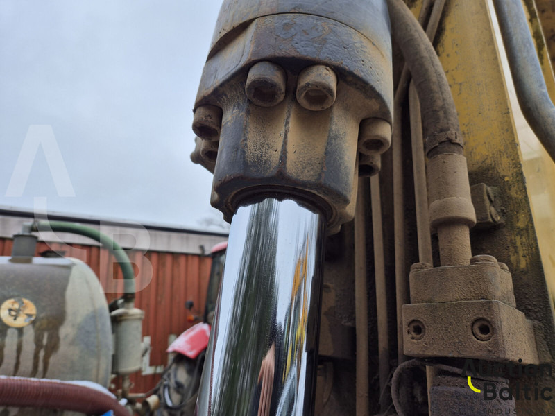 Caterpillar M 318 D - Колесен багер: снимка 4 Caterpillar M 318 D - Колесен багер: снимка 4