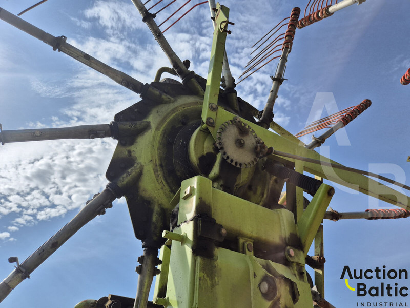Claas Liner 3000 - Гребло/ Сенообръщачка: снимка 5 Claas Liner 3000 - Гребло/ Сенообръщачка: снимка 5