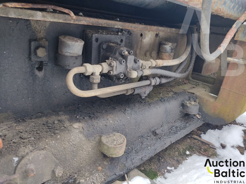 Асфалтополагач Demag DF 120 P: снимка 14 Асфалтополагач Demag DF 120 P: снимка 14