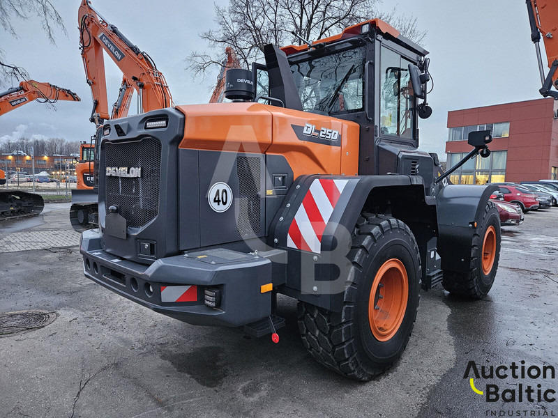 Develon DL250 - Колесен товарач: снимка 5 Develon DL250 - Колесен товарач: снимка 5