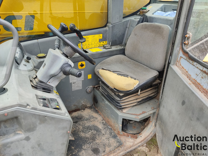 Телескопичен товарач Dieci Mini Agri 25.6: снимка 7