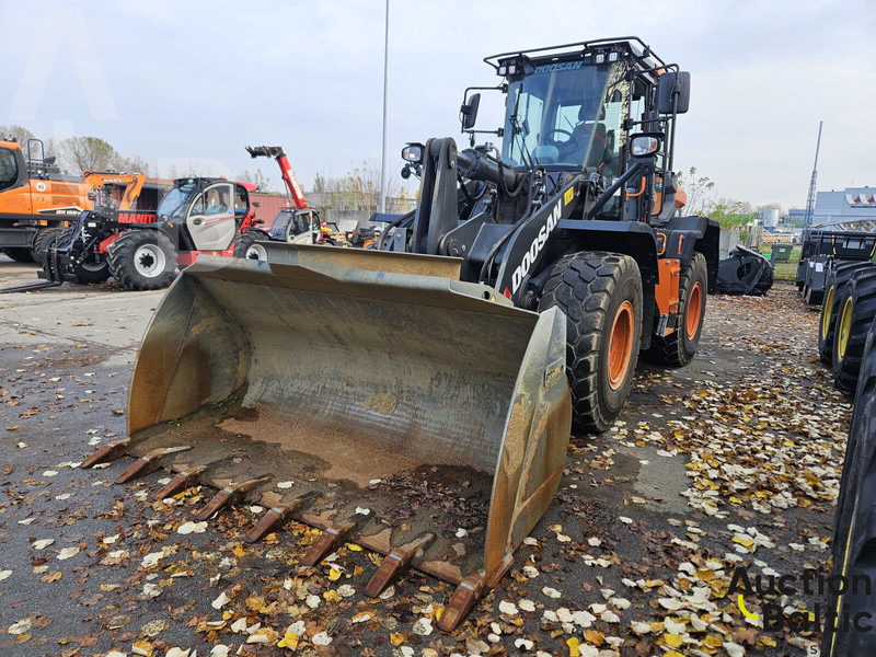 Doosan DL280-7 - Колесен товарач: снимка 2 Doosan DL280-7 - Колесен товарач: снимка 2