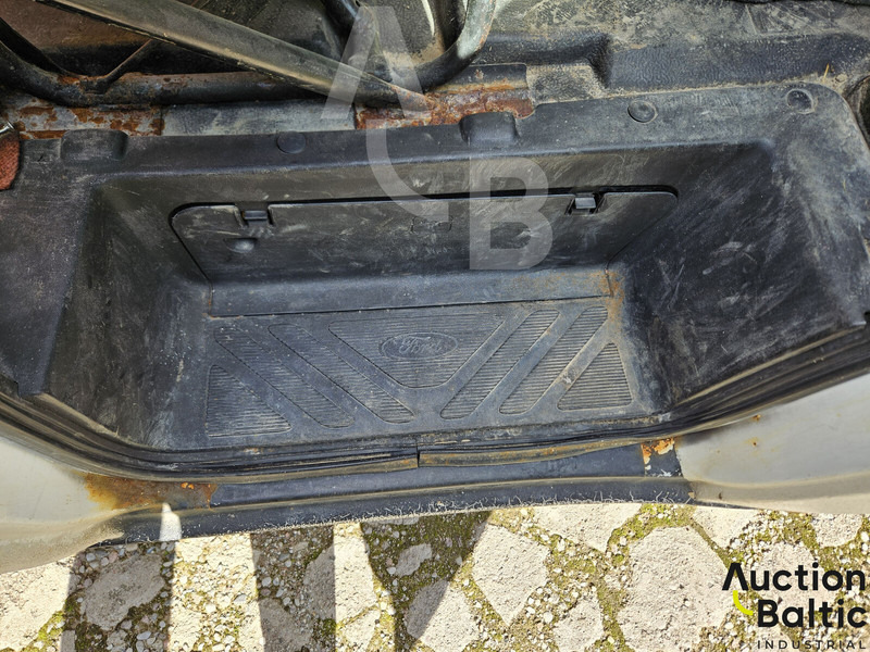 Малък ван Ford Transit: снимка 20 Малък ван Ford Transit: снимка 20