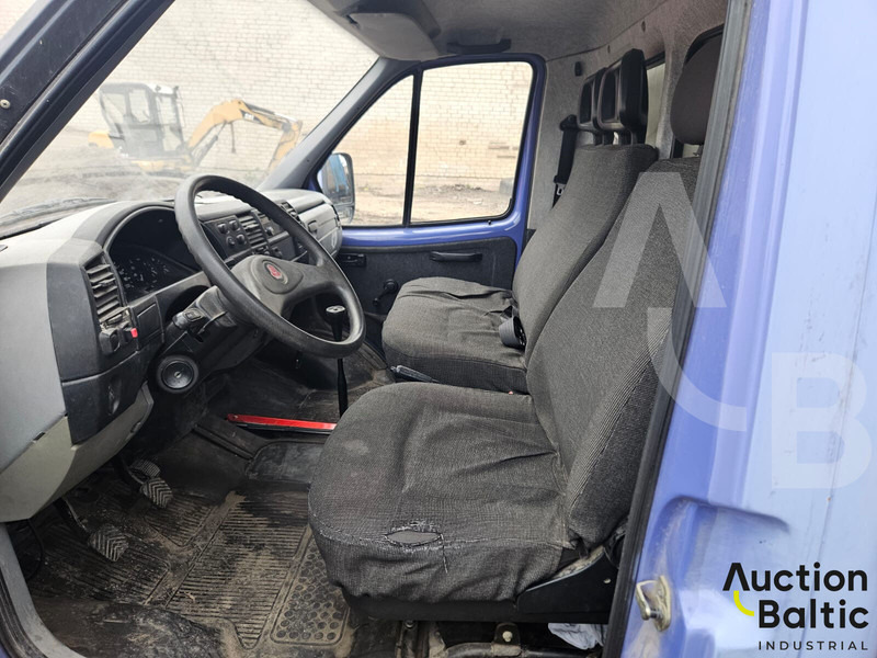 GAZ Gaz 3302 - Лекотоварен автомобил фургон: снимка 5 GAZ Gaz 3302 - Лекотоварен автомобил фургон: снимка 5