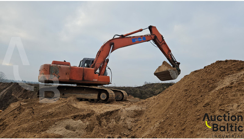 Hitachi EX 215 - Верижен багер: снимка 3 Hitachi EX 215 - Верижен багер: снимка 3