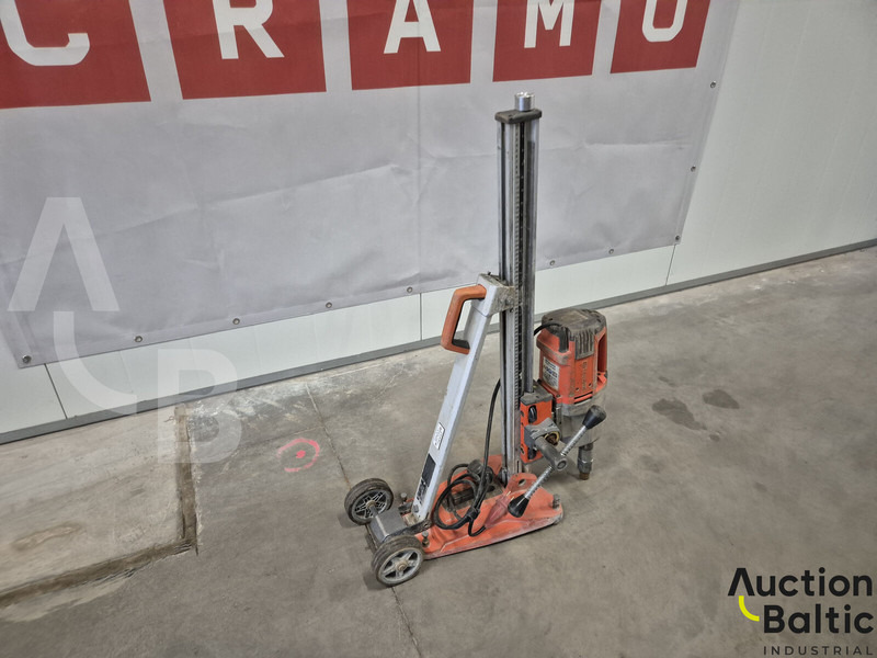 Husqvarna DM280 and DS250 - Пробивна машина: снимка 1 Husqvarna DM280 and DS250 - Пробивна машина: снимка 1