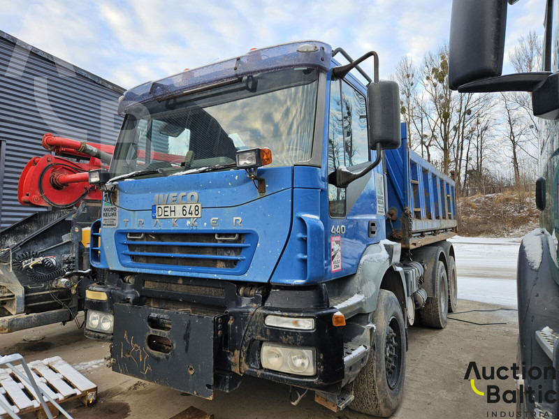 Iveco 260 E44 - Самосвал камион: снимка 1 Iveco 260 E44 - Самосвал камион: снимка 1