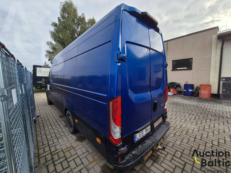 Iveco 35S17 - Товарен бус: снимка 4 Iveco 35S17 - Товарен бус: снимка 4