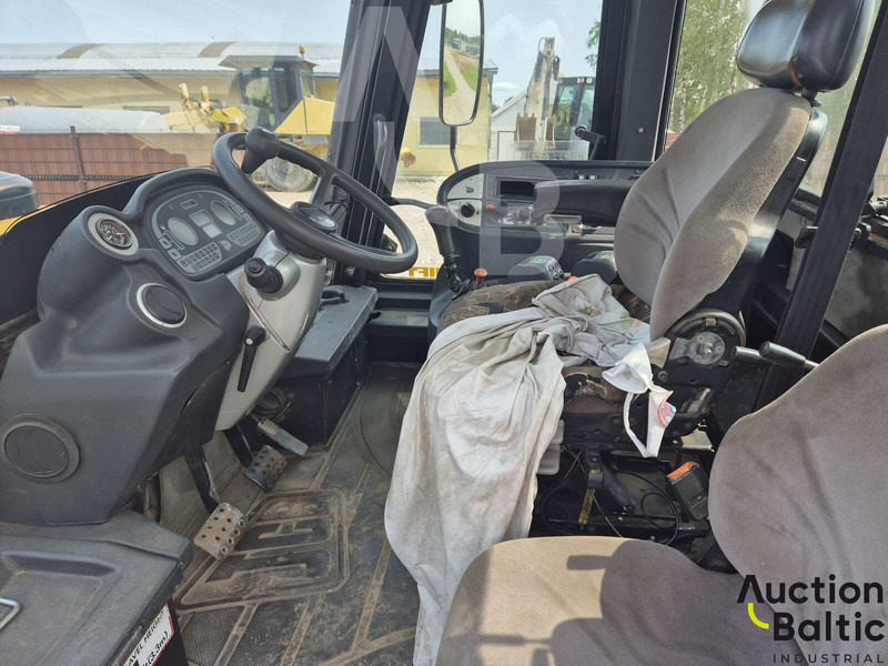 JCB Fastrac 3220 - Трактор: снимка 5 JCB Fastrac 3220 - Трактор: снимка 5