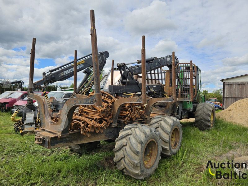 John Deere 1010 E - Горско ремарке: снимка 3 John Deere 1010 E - Горско ремарке: снимка 3