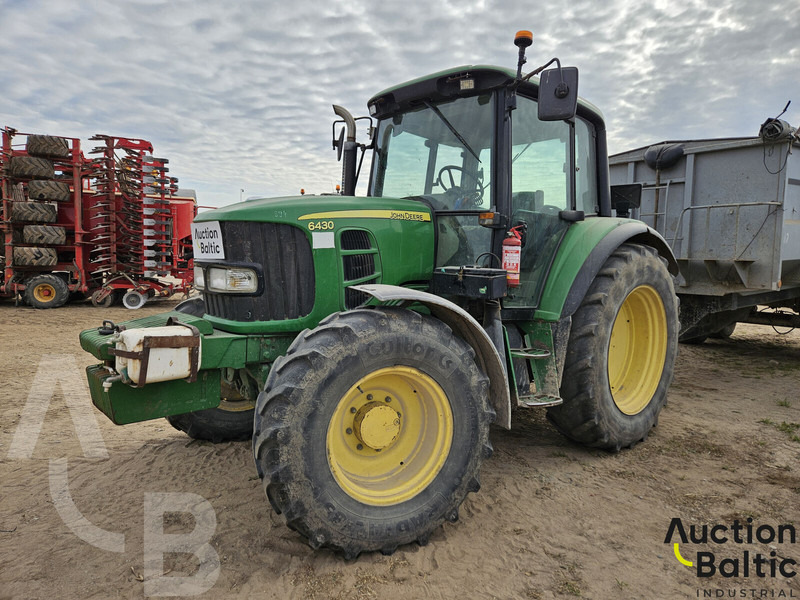 John Deere 6430 - Трактор: снимка 2 John Deere 6430 - Трактор: снимка 2