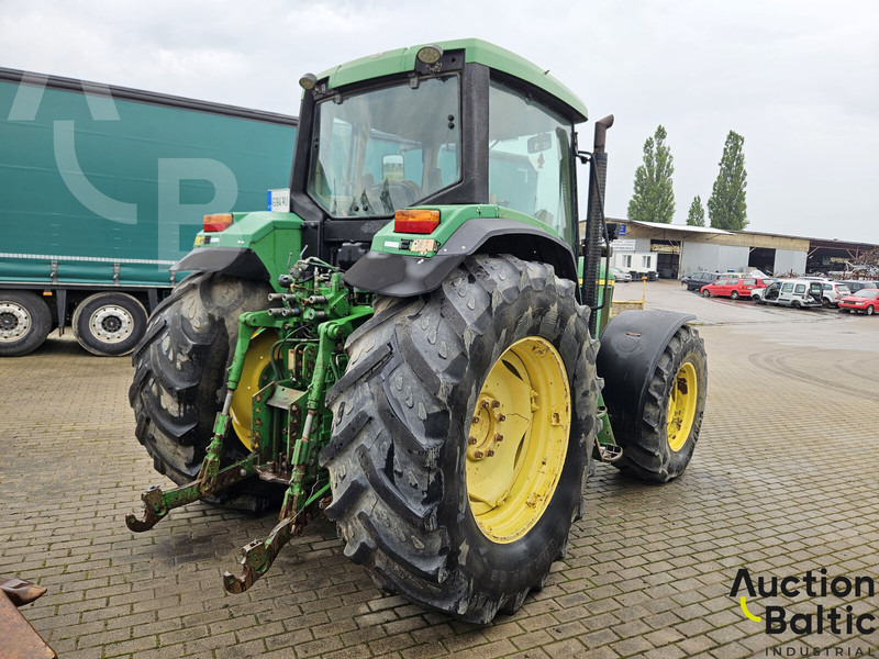 John Deere 6810 - Трактор: снимка 4 John Deere 6810 - Трактор: снимка 4
