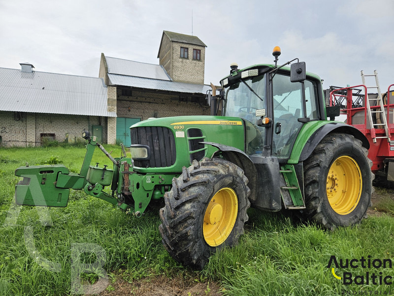 John Deere 6930 Premium - Трактор: снимка 1 John Deere 6930 Premium - Трактор: снимка 1