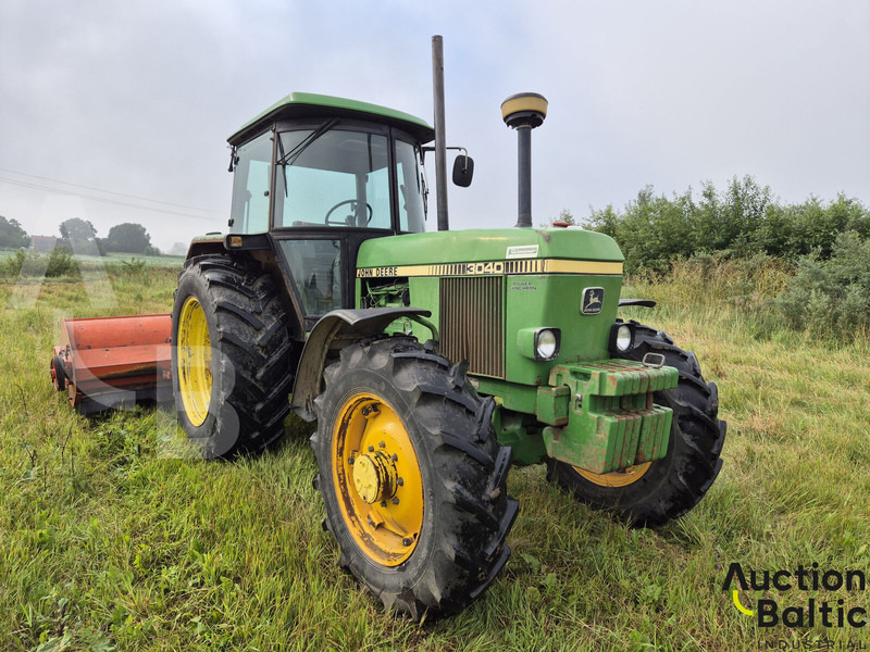 John Deere MFWD - Трактор: снимка 1 John Deere MFWD - Трактор: снимка 1
