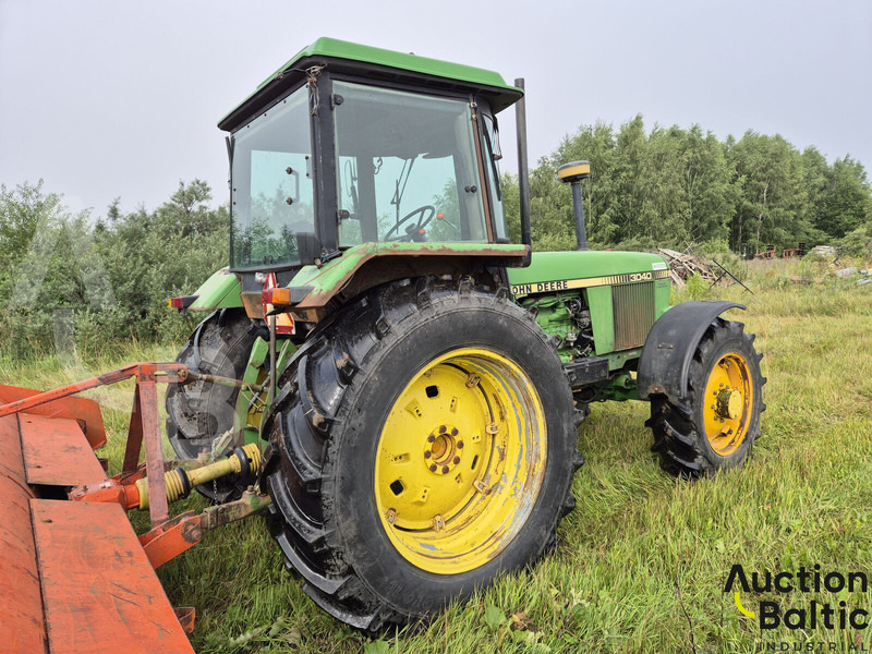 John Deere MFWD - Трактор: снимка 5 John Deere MFWD - Трактор: снимка 5