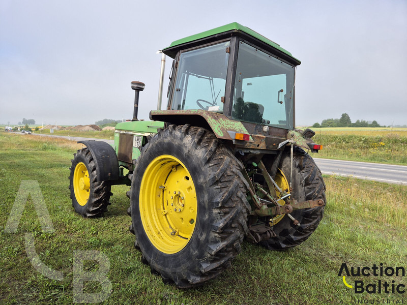 John Deere MFWD - Трактор: снимка 4 John Deere MFWD - Трактор: снимка 4