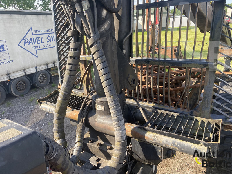 Горско ремарке Komatsu 895: снимка 11 Горско ремарке Komatsu 895: снимка 11