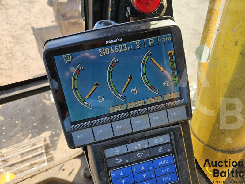 Верижен багер Komatsu PC130-8: снимка 19