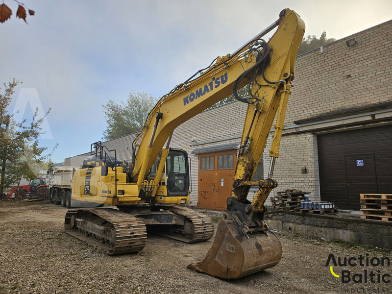 Komatsu PC210LC-11 - Верижен багер: снимка 2 Komatsu PC210LC-11 - Верижен багер: снимка 2