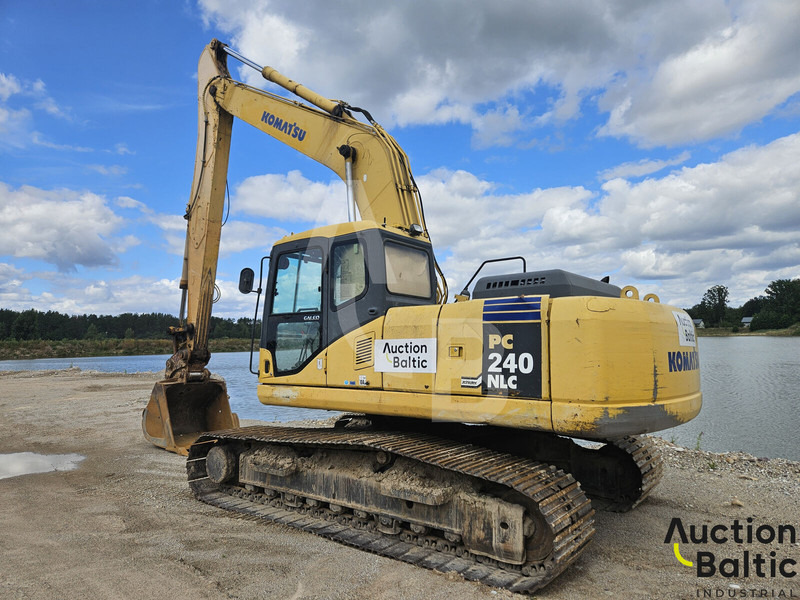 Komatsu PC240NLC-7K - Верижен багер: снимка 3 Komatsu PC240NLC-7K - Верижен багер: снимка 3
