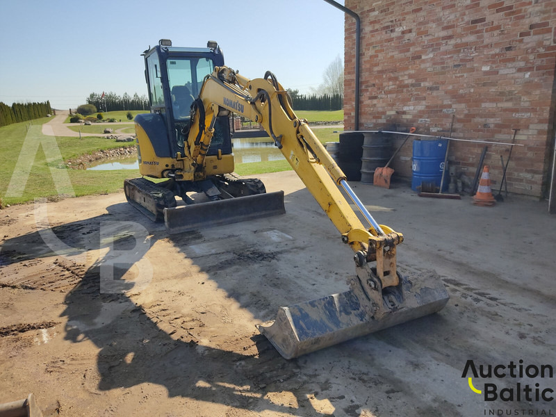Komatsu PC35MR-5 - Мини багер: снимка 2 Komatsu PC35MR-5 - Мини багер: снимка 2
