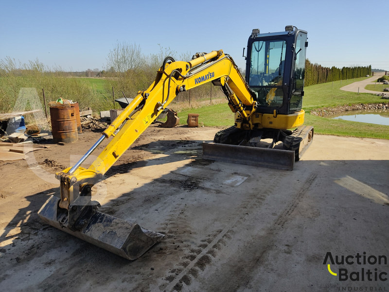 Komatsu PC35MR-5 - Мини багер: снимка 1 Komatsu PC35MR-5 - Мини багер: снимка 1