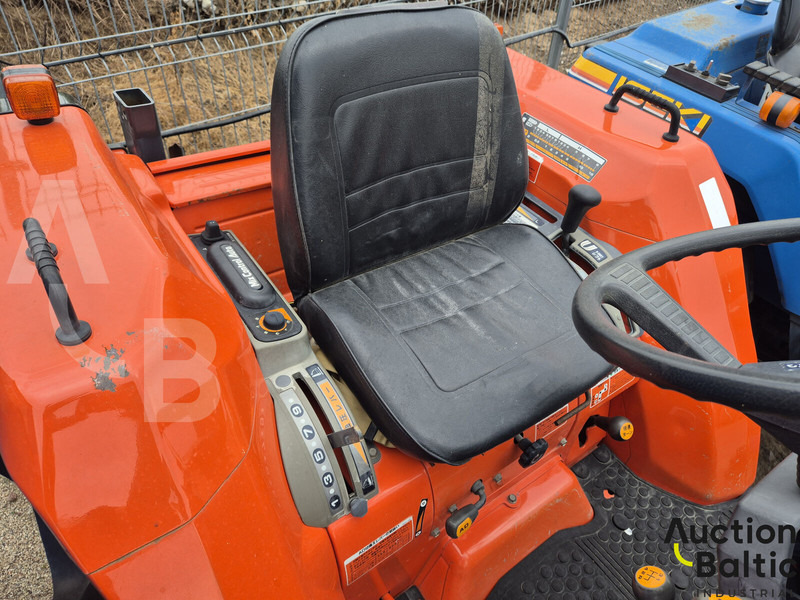 Kubota GL 240 - Трактор: снимка 5 Kubota GL 240 - Трактор: снимка 5