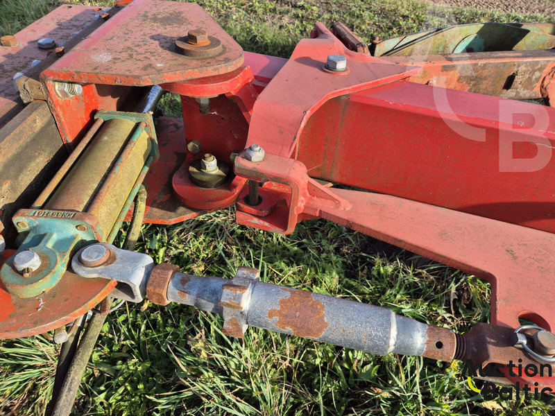 Kverneland 100-19 - Плуг: снимка 5 Kverneland 100-19 - Плуг: снимка 5