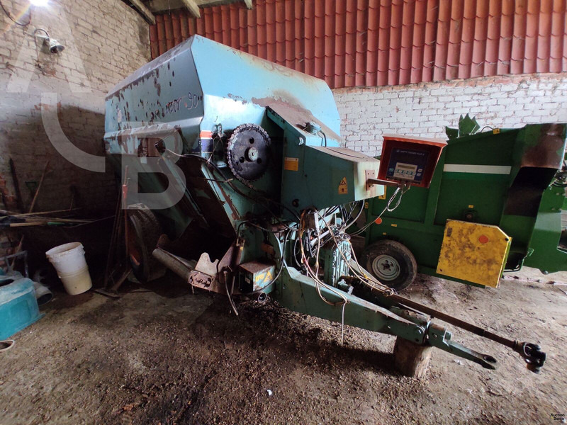 Labrador MT90 - Техника за животновъдство: снимка 1 Labrador MT90 - Техника за животновъдство: снимка 1