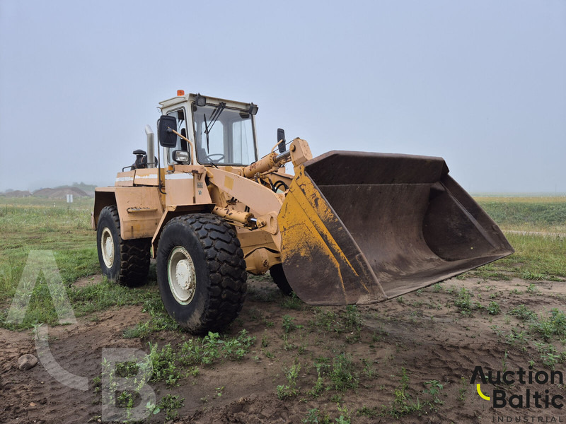 Liebherr L 531 - Колесен товарач: снимка 2 Liebherr L 531 - Колесен товарач: снимка 2