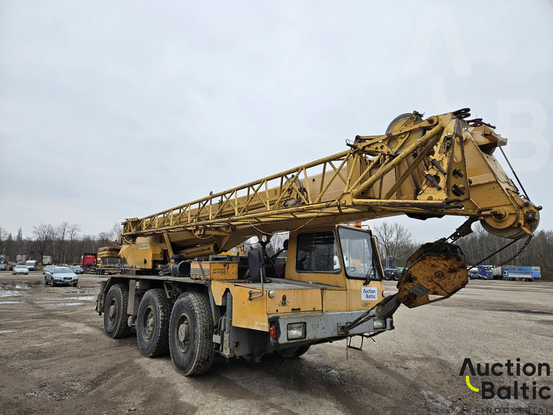 Liebherr LTM 1035 - Кран за всякакви терени: снимка 2 Liebherr LTM 1035 - Кран за всякакви терени: снимка 2
