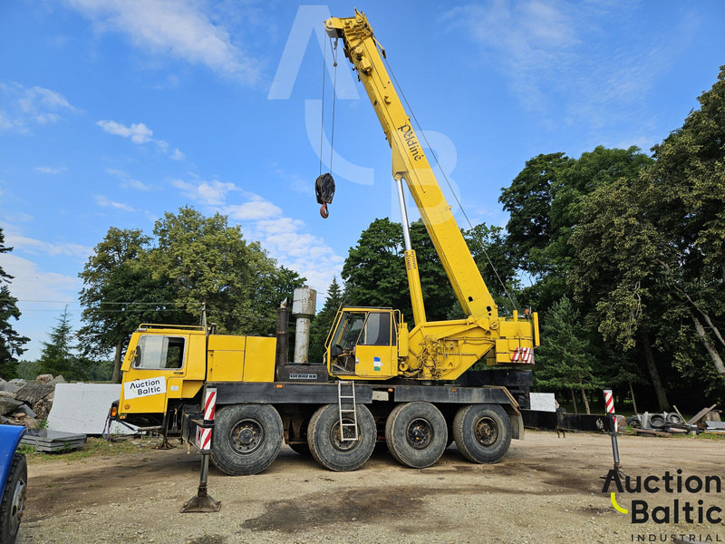 Liebherr LTM 1060 - Кран за всякакви терени: снимка 1 Liebherr LTM 1060 - Кран за всякакви терени: снимка 1