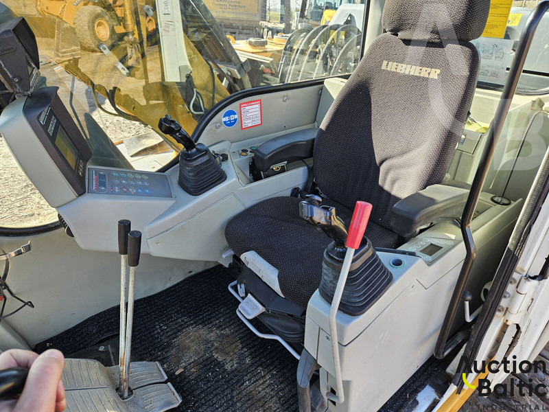 Liebherr R 900 C Litronic - Верижен багер: снимка 5 Liebherr R 900 C Litronic - Верижен багер: снимка 5