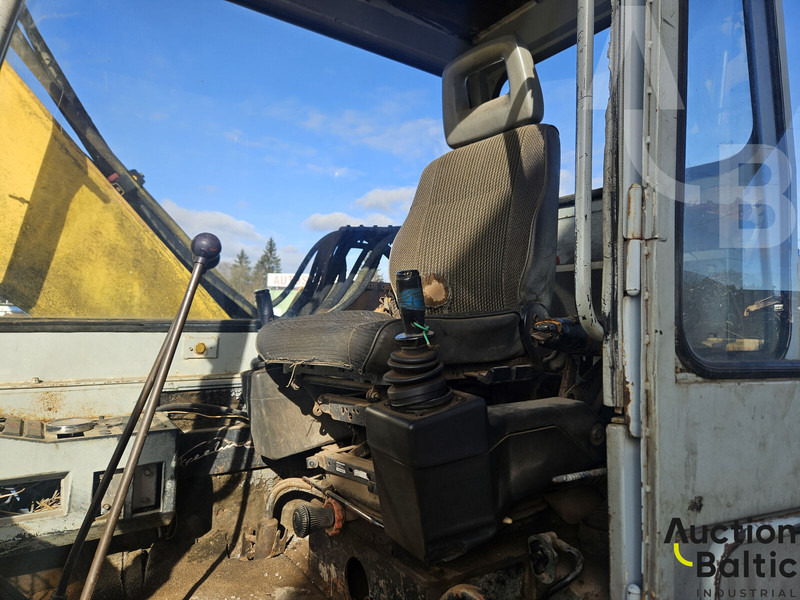 Liebherr R 902 - Верижен багер: снимка 4 Liebherr R 902 - Верижен багер: снимка 4