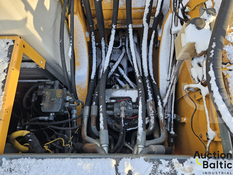 Верижен багер Liebherr R922 LC: снимка 14