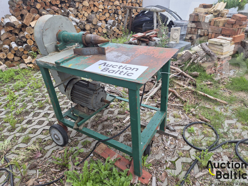 Log Splitter - Цепачка за дърва: снимка 1 Log Splitter - Цепачка за дърва: снимка 1