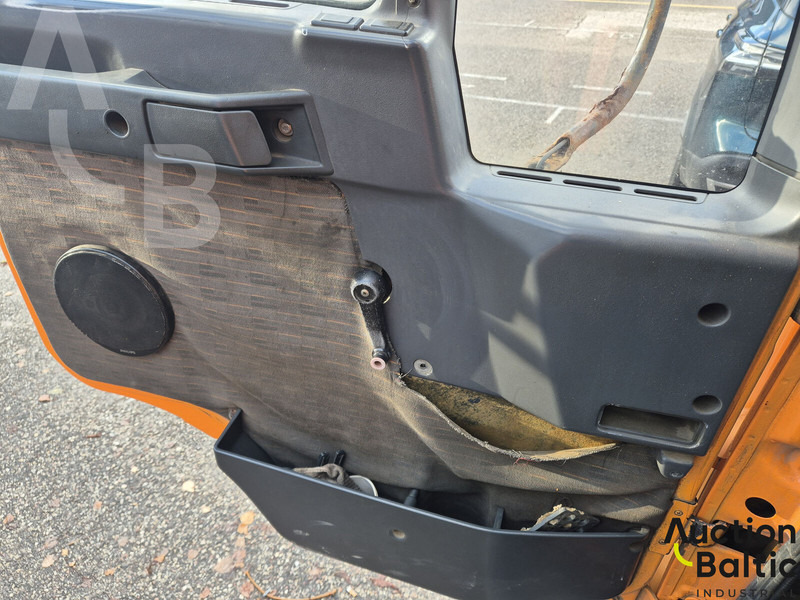 Камион пътна помощ MAN 10.153: снимка 10 Камион пътна помощ MAN 10.153: снимка 10