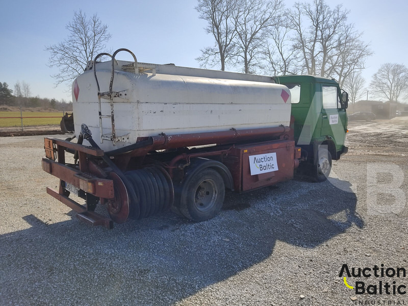 MAN 8.136 - Камион цистерна: снимка 4 MAN 8.136 - Камион цистерна: снимка 4