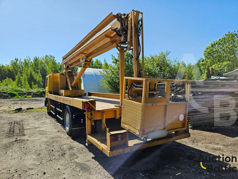MAN M90 - Автовишка: снимка 4 MAN M90 - Автовишка: снимка 4