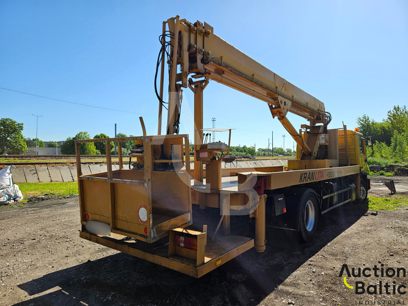 MAN M90 - Автовишка: снимка 3 MAN M90 - Автовишка: снимка 3