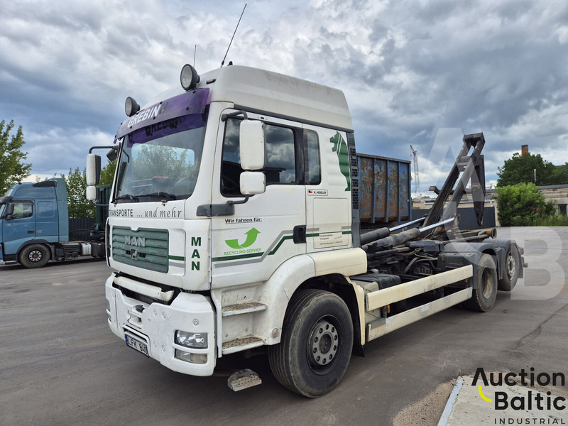 MAN TGA26.463 - Мултилифт с кука камион: снимка 1 MAN TGA26.463 - Мултилифт с кука камион: снимка 1