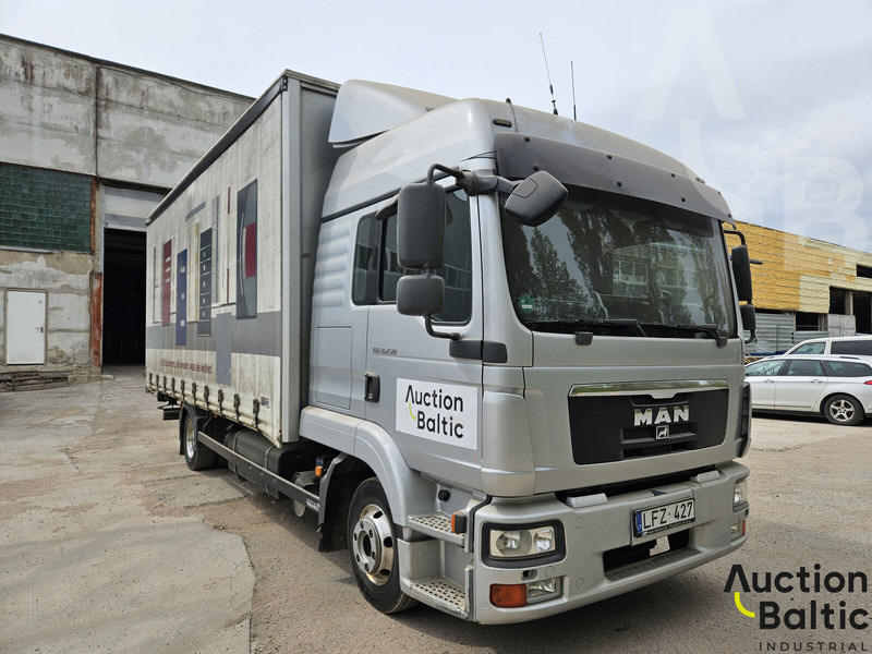 MAN TGL8.250 - Камион с брезент: снимка 1 MAN TGL8.250 - Камион с брезент: снимка 1