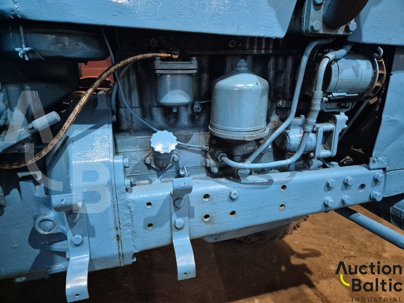 Трактор MTZ Belarus MTZ 80L: снимка 13 Трактор MTZ Belarus MTZ 80L: снимка 13