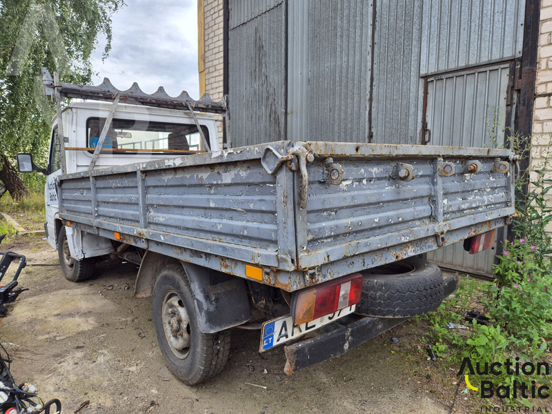 Mercedes-Benz 100-serie 100 D - Бордови бус: снимка 3 Mercedes-Benz 100-serie 100 D - Бордови бус: снимка 3