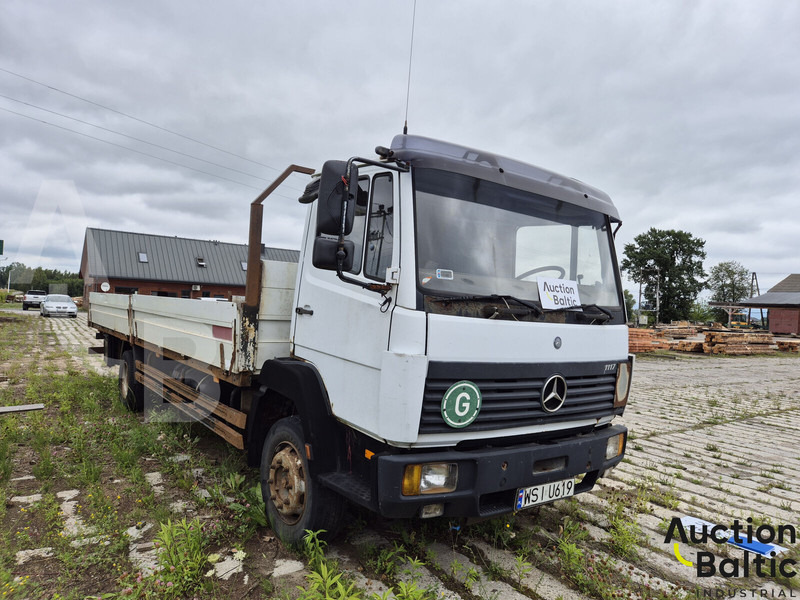 Mercedes-Benz 1117 - Бордови камион: снимка 2 Mercedes-Benz 1117 - Бордови камион: снимка 2
