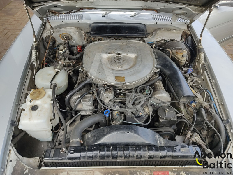 Лек автомобил Mercedes-Benz 300-serie 380 SLC: снимка 15