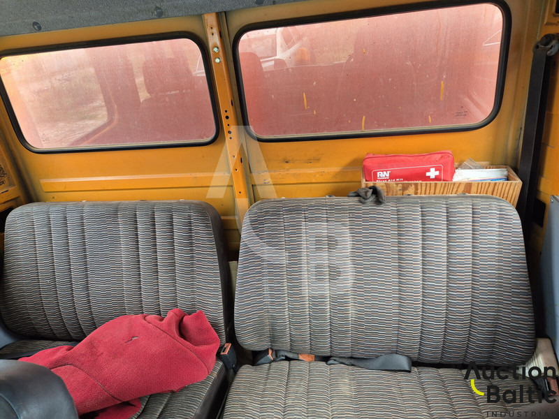 Камион с брезент Mercedes-Benz 614 D: снимка 9