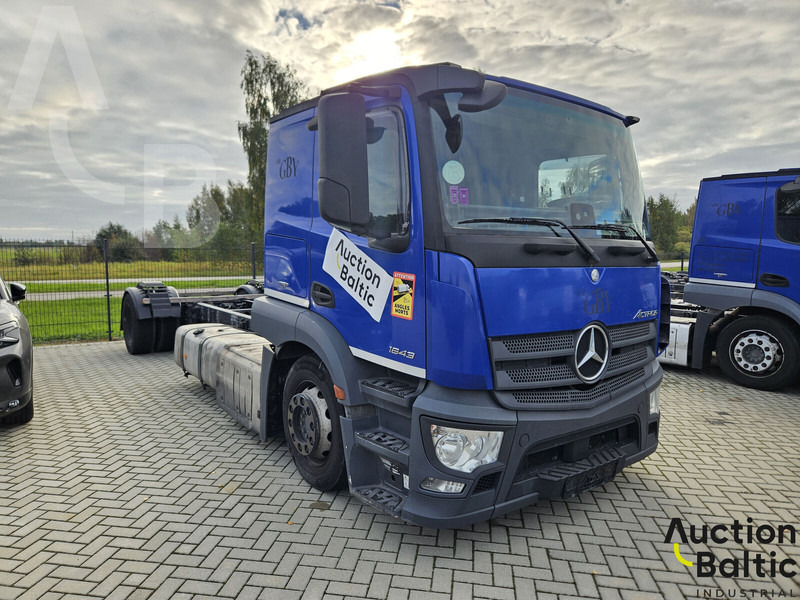 Mercedes-Benz Actros 1843 - Шаси кабина: снимка 1 Mercedes-Benz Actros 1843 - Шаси кабина: снимка 1