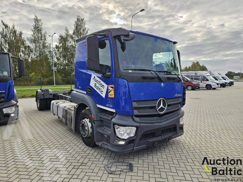 Mercedes-Benz Actros 1843 - Шаси кабина: снимка 2 Mercedes-Benz Actros 1843 - Шаси кабина: снимка 2